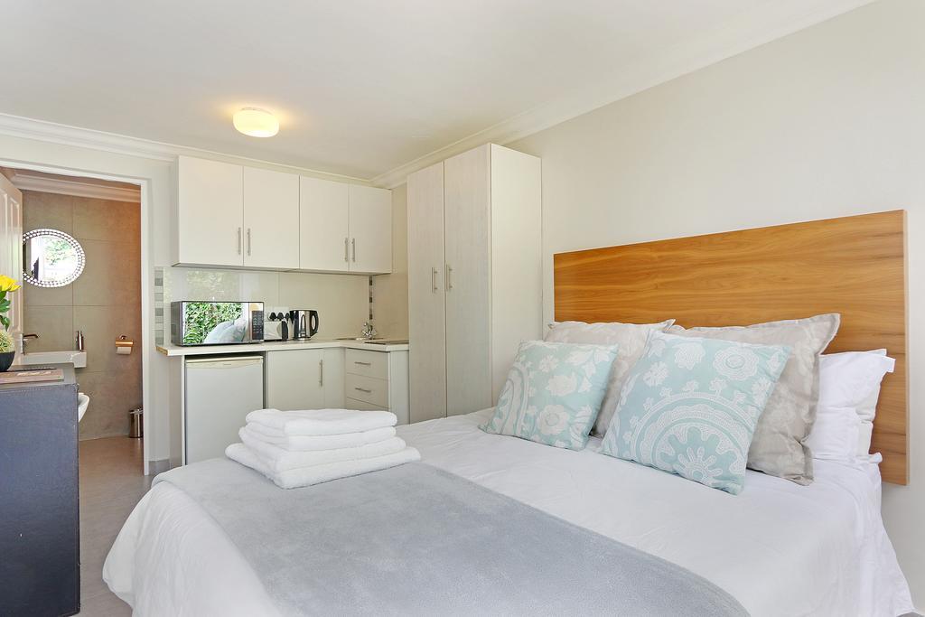 Hideaway Cape Town Apartment Хаут Бей Екстериор снимка